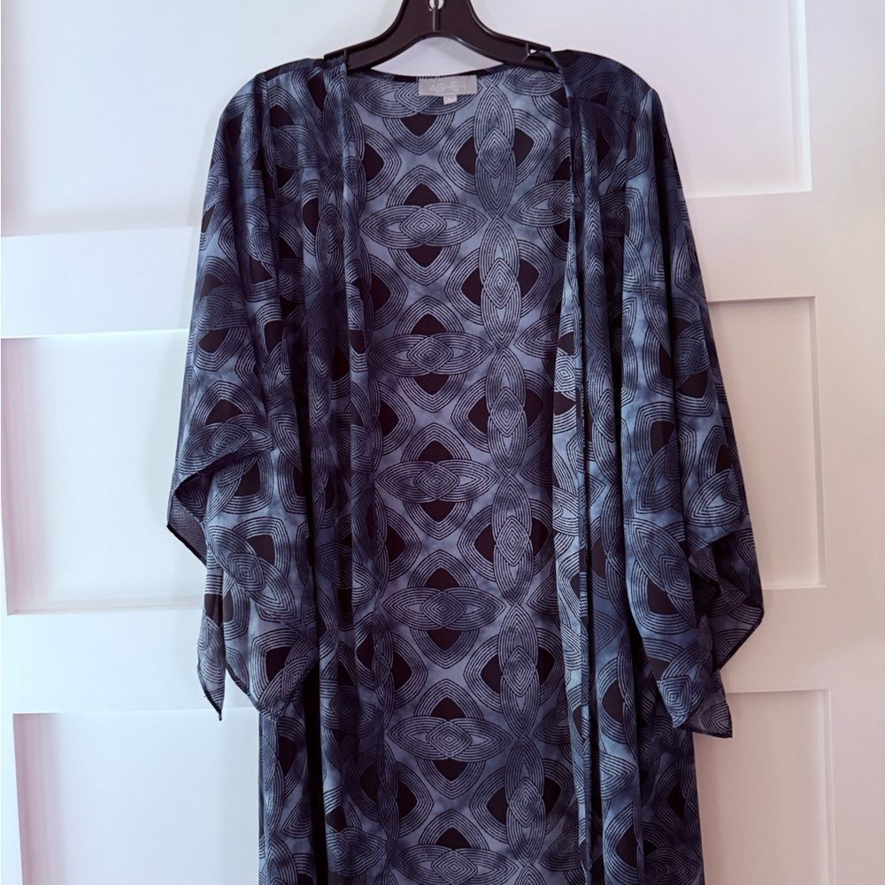 New Asher Blue patterned Long Duster Kimono - Picture 9 of 12